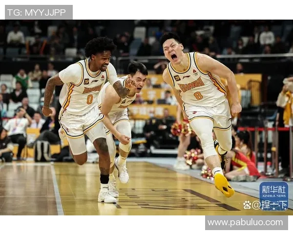 CBA激战青岛队迎战四川队双方全力争夺季后赛名额